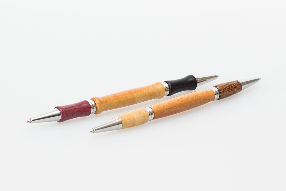 Handgefertigter Teacher / Lehrer-Kugelschreiber aus verschiedenen Hölzern